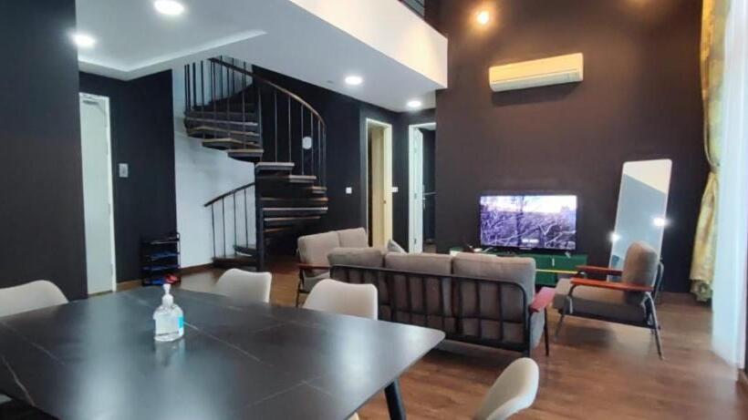1 Bedroom Penthouse Apartment, My Misto Homestay, Riverson Soho