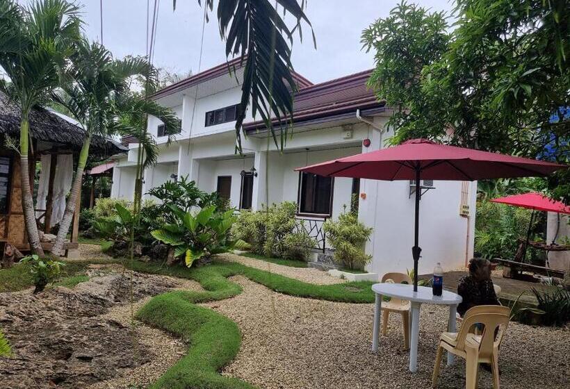 Семейный Номер, Mannah Garden Staycation Place