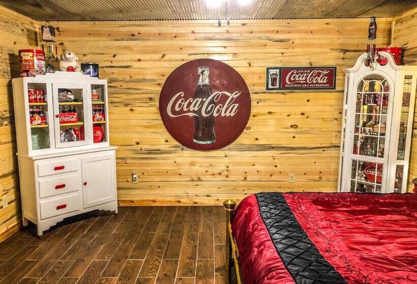 Семейный Номер Deluxe, Samantha S Timber Inn