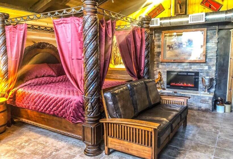 Студия Deluxe, Samantha S Timber Inn