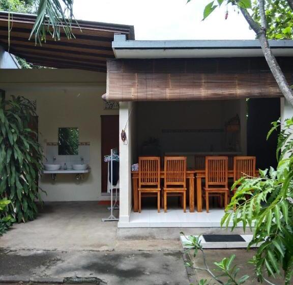 Бунгало Стандарт, Pondok Aldi Hostel