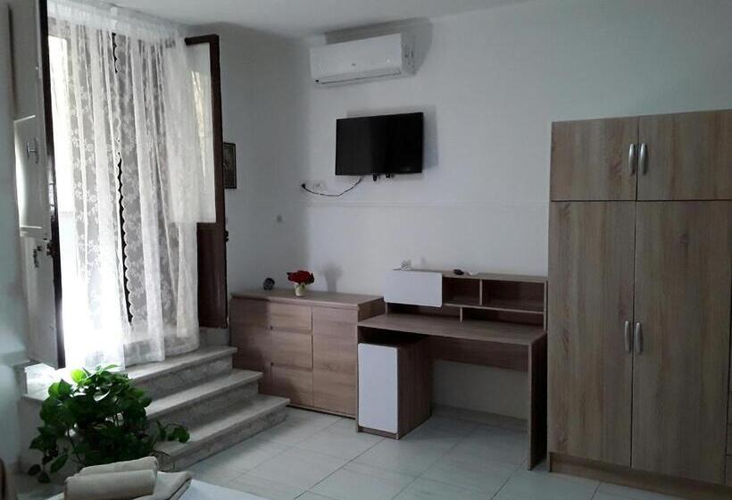 Трехместный Номер Комфорт, B&b La Giara