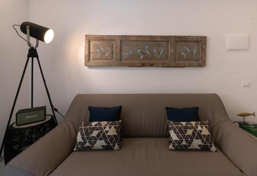 Номер Deluxe, L Emporios