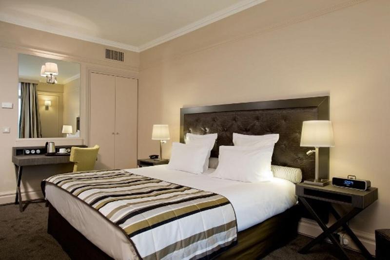 Люкс, Alezan Hôtel & Résidence