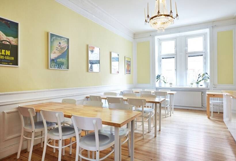 غرفة قياسية رباعية, Hornsgatan