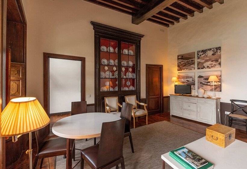 سوئیت با بالکن, Isla Baja Suites