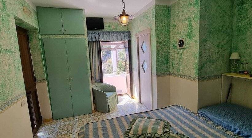 اتاق استاندارد سه نفره, La Locanda Del Fiordo