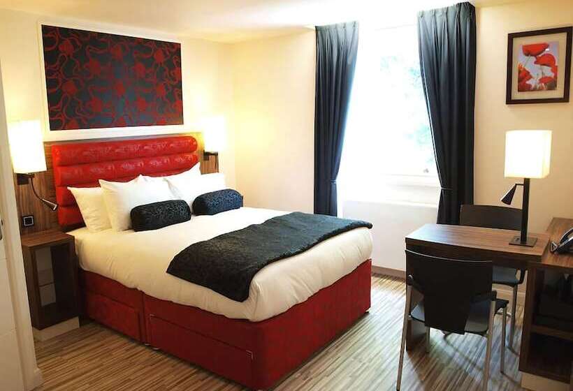 Номер Executive, Simply Rooms & Suites
