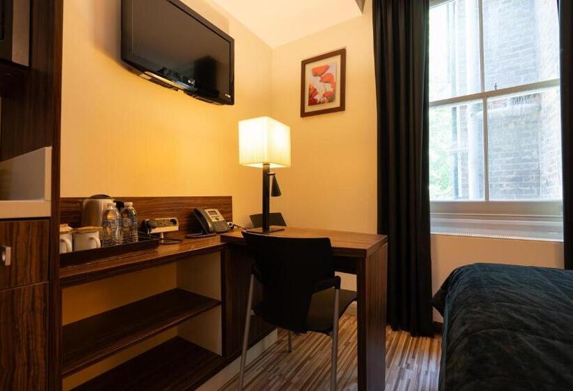 Номер Executive, Simply Rooms & Suites