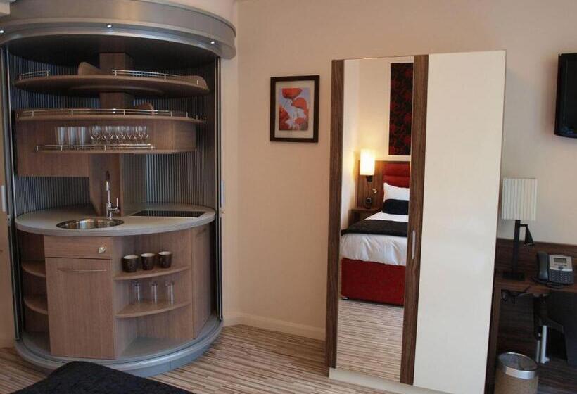 Студия Deluxe, Simply Rooms & Suites
