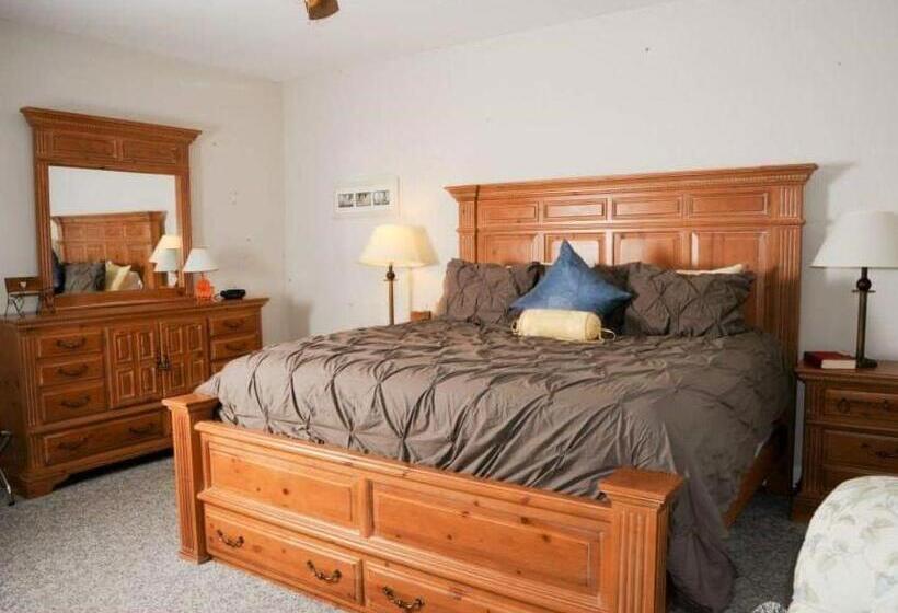 Люкс с Балконом, Blue Heron Inn   A Bed And Breakfast Llc