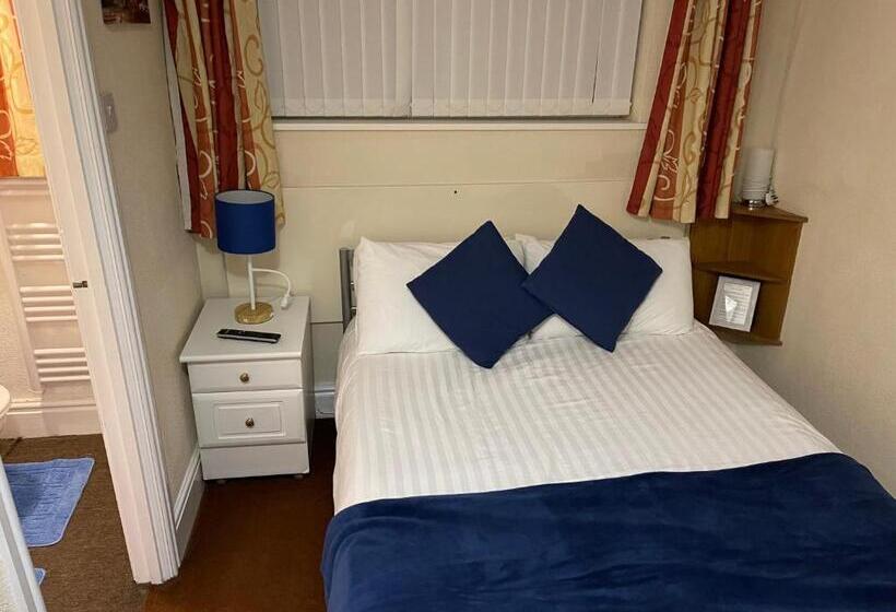 Quarto Estandar, Victoria House   Self Catering Quiet Guesthouse   Adult Singles And Couples Only