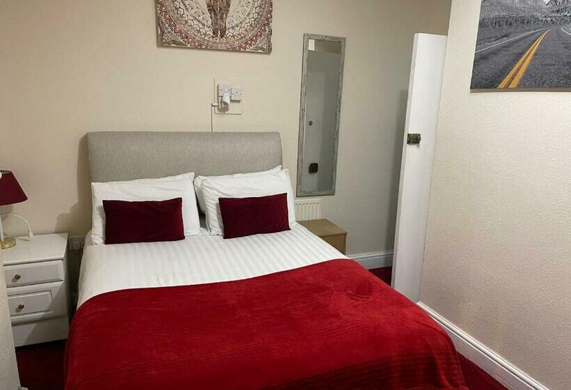 Quarto Estandar Banheiro Compartilhado, Victoria House   Self Catering Quiet Guesthouse   Adult Singles And Couples Only