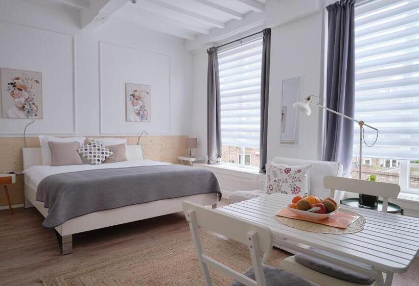 اتاق استاندارد, Het Gecroonde Swaert B&b