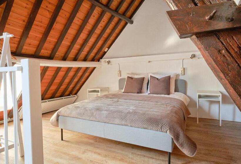 اتاق سوپریور چهار تخته, Het Gecroonde Swaert B&b