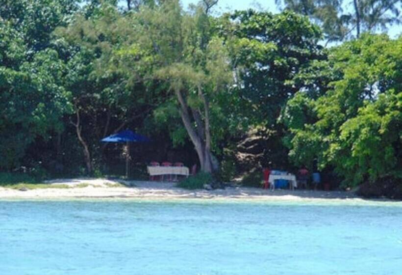 اتاق استاندارد با تراس, Pereybere Villa Valari With Pool Near Beach