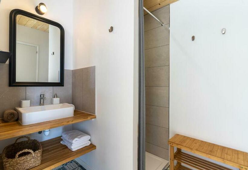 اتاق استاندارد با تراس, Au Logis De Bellefois   Chambres D Hôtes