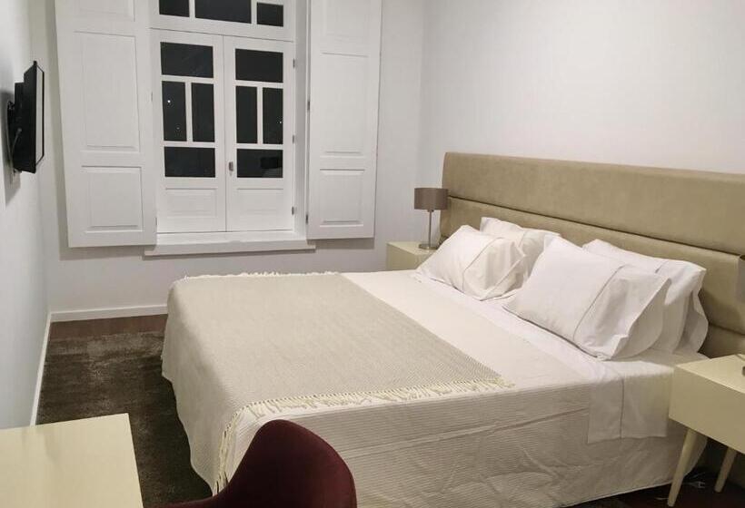Апартаменты 3 Спальни, Casas Rosa Sousa