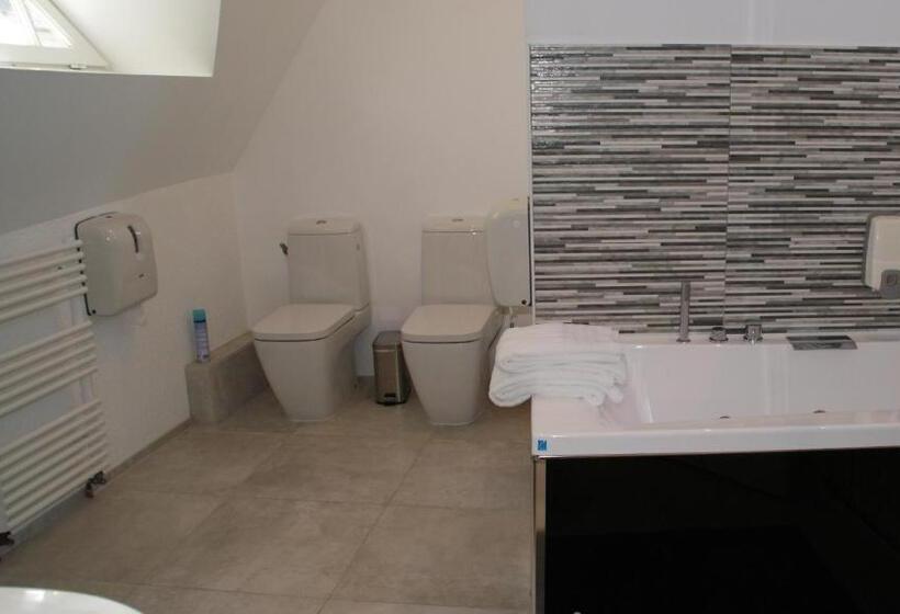 带1个卧室的豪华公寓, Chateau De Vaugrignon   Beer Spa