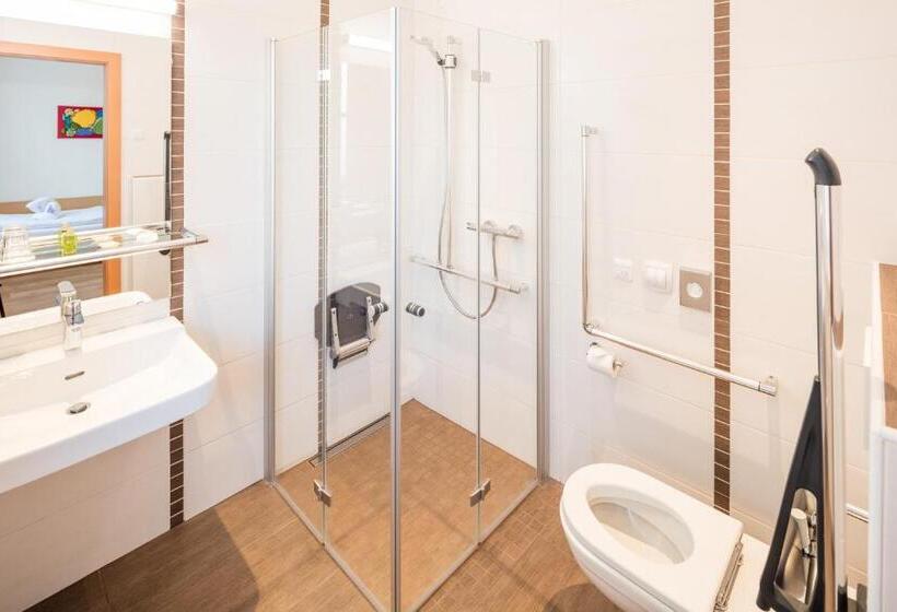 Номер Стандарт, Gasthaus Pension Zum Lustigen Steirer