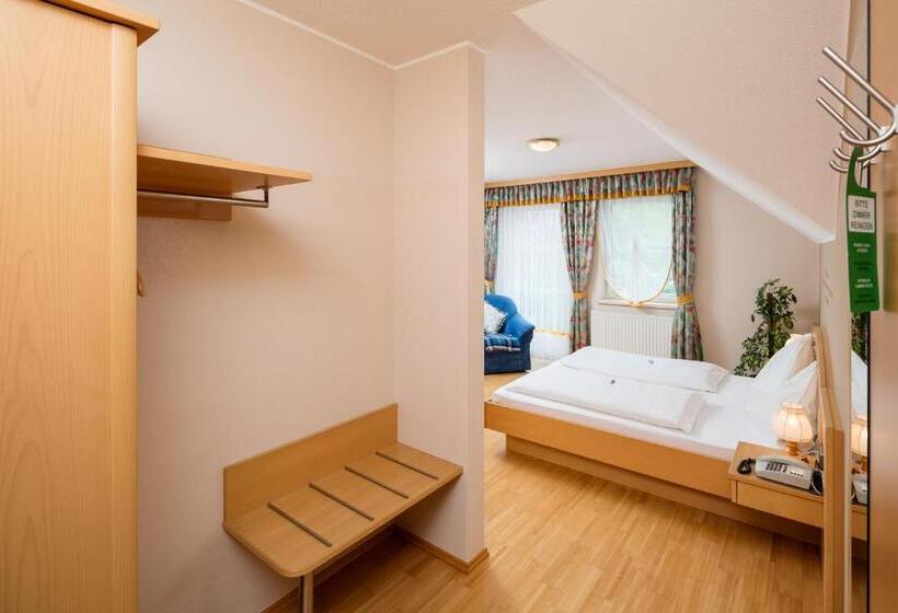 Номер Стандарт с Балконом, Gasthaus Pension Zum Lustigen Steirer