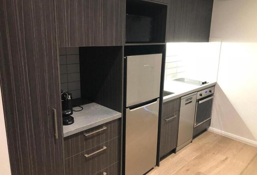 استودیوی لوکس, Timber Door Luxury Accommodation Geelong