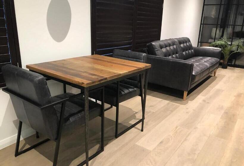 آپارتمان 1 خوابه, Timber Door Luxury Accommodation Geelong