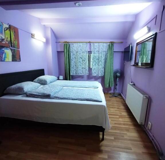 패밀리 스위트, Hostel Pascalis Alesd