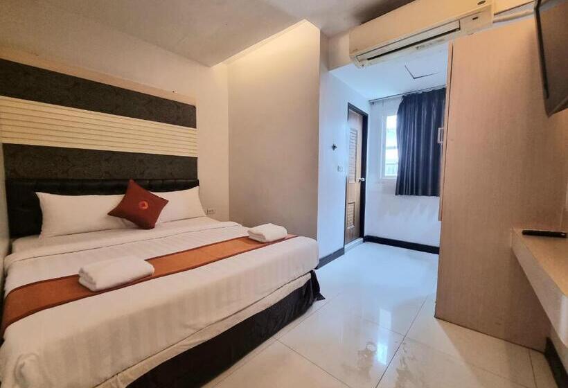 اتاق لوکس, Cozi Inn Hotel, Bangkok