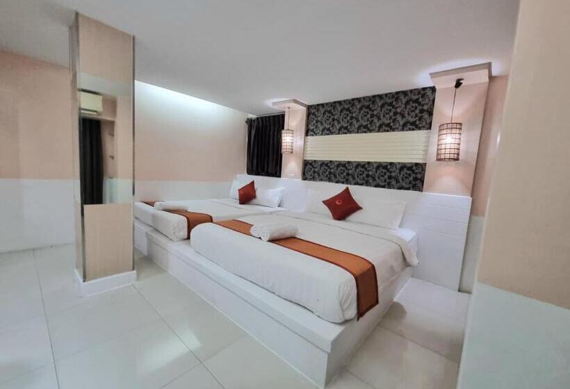 اتاق لوکس خانوادگی, Cozi Inn Hotel, Bangkok