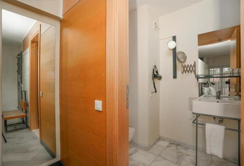 デラックスルーム, Faros Hotel Taksim Special Category