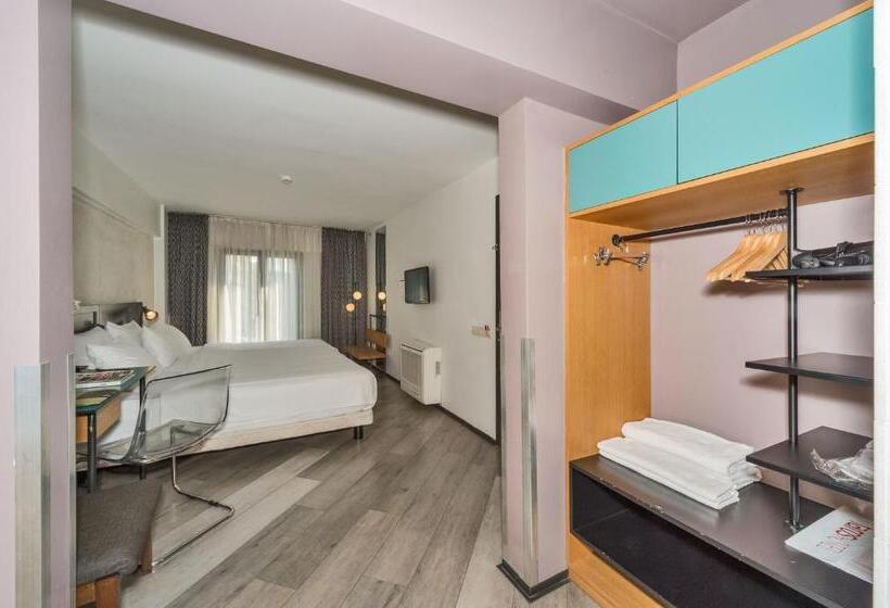 デラックストリプルルーム, Faros Hotel Taksim Special Category