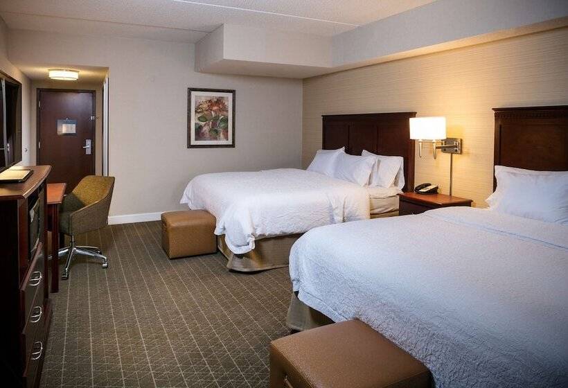 Номер Стандарт, Hampton Inn & Suites Toledoperrysburg
