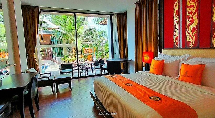 سوییت جونیور, Royal Thai Pavilion Jomtien
