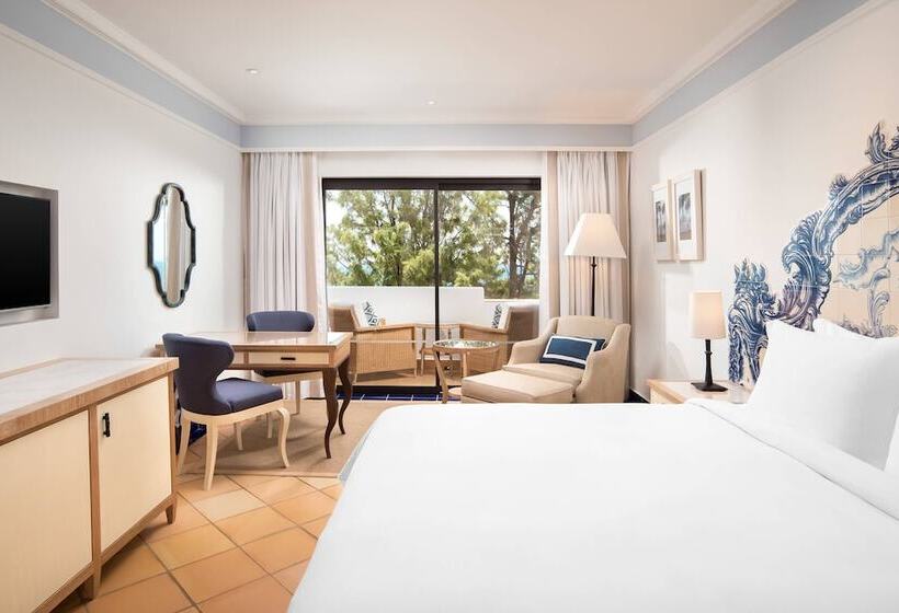 Deluxe Kamer met Uitzicht op Zee en Balkon, Pine Cliffs Hotel, A Luxury Collection Resort