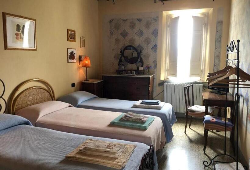 اتاق راحتی سه تخته, Casa Marcè A Sonno