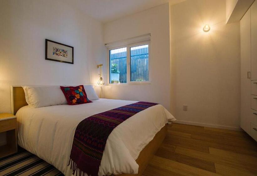 آپارتمان 1 خوابه با بالکن, Myplace Zocalo