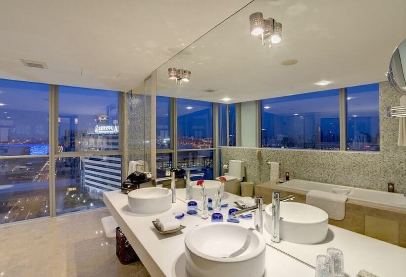 Quarto Deluxe, China National Convention Center