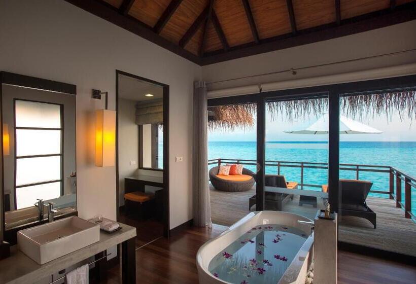 ویلای 1 خوابه, Velassaru Maldives