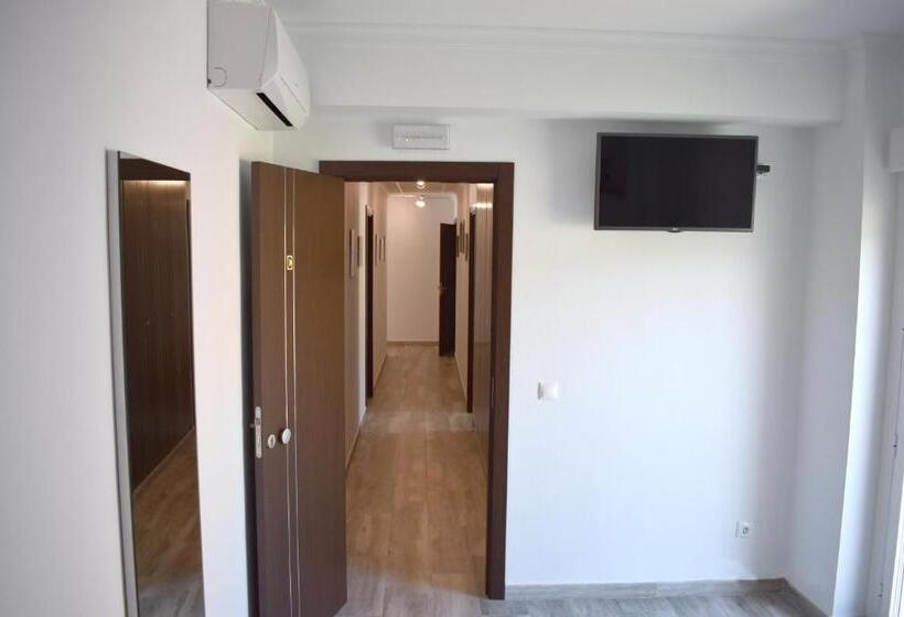 标准间带露台, Iznájar Suites
