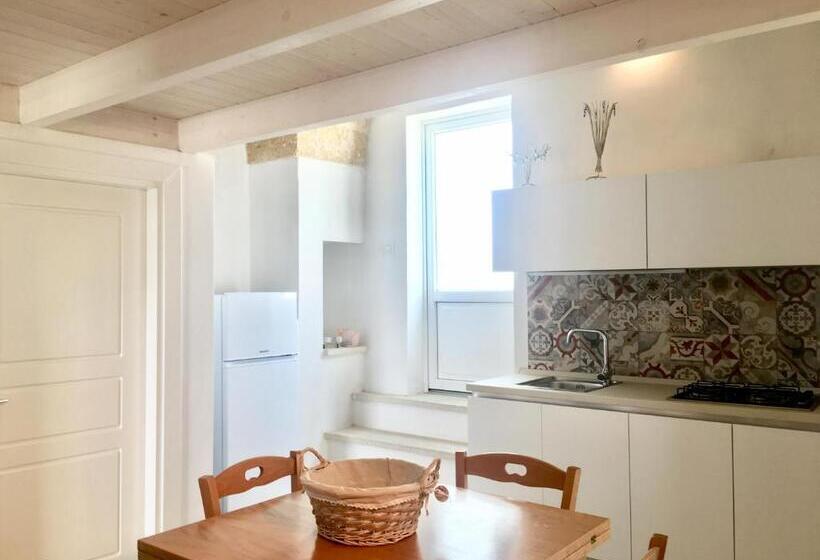 带2个卧室的套房, Corte Scarcia