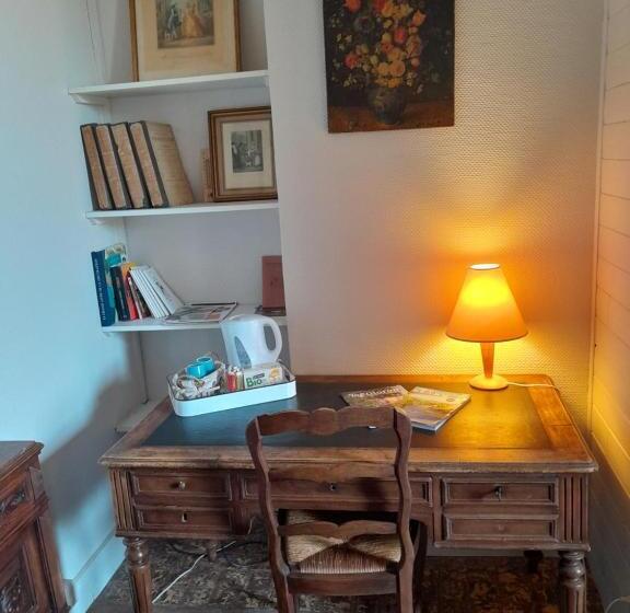 Номер Стандарт, Chambres D Hôtes L Oustal