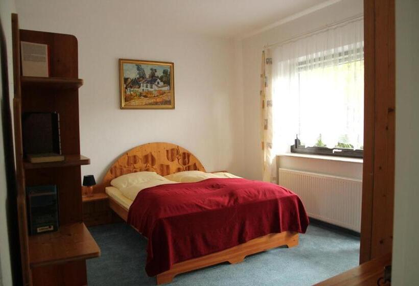Апартаменты 1 Спальня Нижний Этаж, Bei Ulbrichs Hotel Garni & Catering