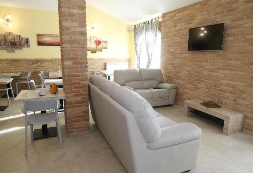 اتاق کلاسیک سه تخته, Borgopratole Countryhouse