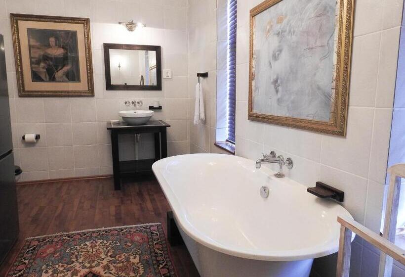 Номер Стандарт Трехместный, New Stone Manor