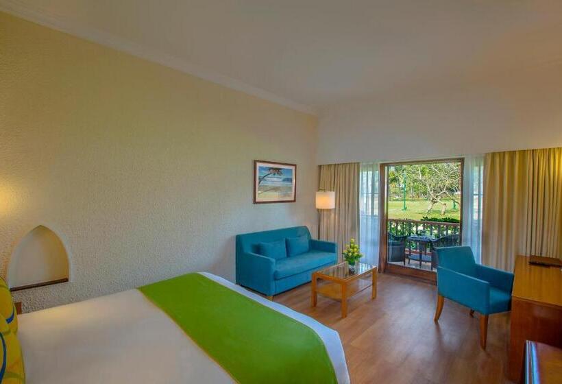 اتاق استاندارد با چشم‌انداز باغ, Caravela Beach Resort