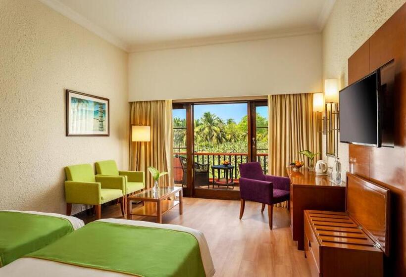 اتاق استاندارد با چشم‌انداز باغ, Caravela Beach Resort