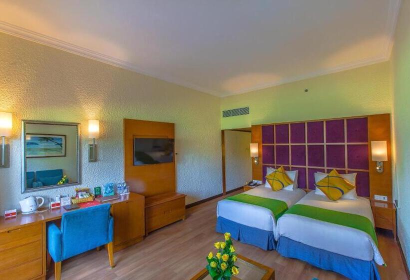 اتاق استاندارد با چشم‌انداز باغ, Caravela Beach Resort
