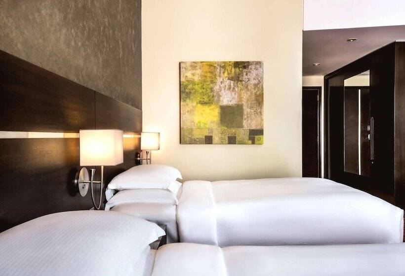 اتاق کلاب, Hyatt Regency Oryx Doha