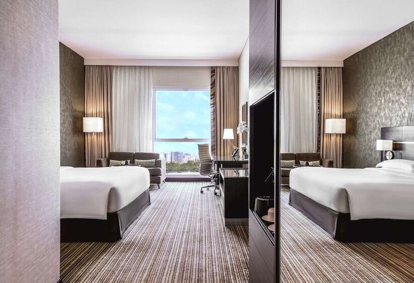اتاق کلاب, Hyatt Regency Oryx Doha
